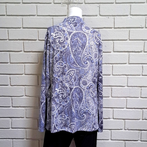 Emily Danielle Paisley Mock Neck Long Sleeve Blouse. Size Large NWT - Picture 4 of 9